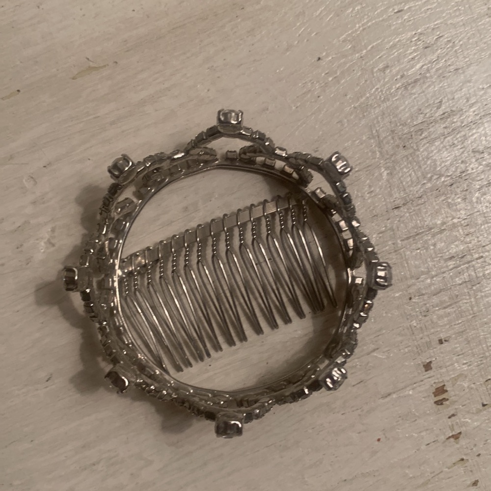 Tiny Tiara - image 3